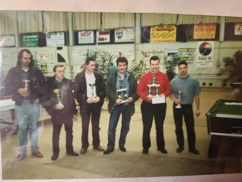 Photo : Victoire au Tournoi National de Saint-Junien 1995, contre Michel Lhomme